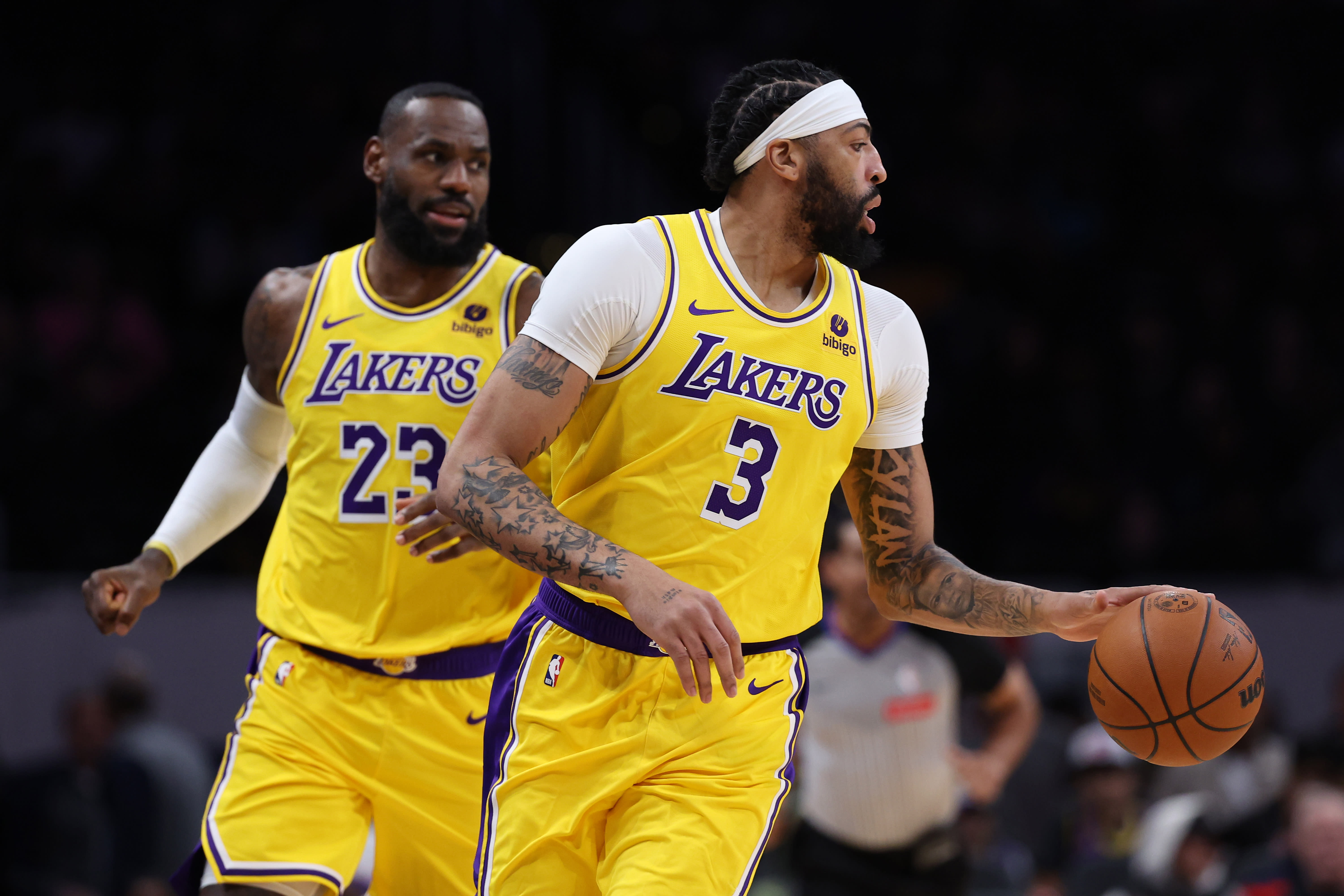 Lakers will, again, lead NBA in national TV appearances with 39