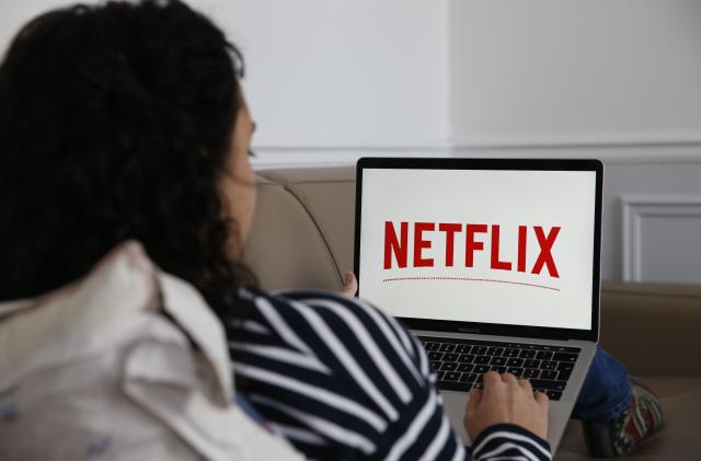 PARIS, FRANCE - NOVEMBER 20: PARIS, FRANCE - NOVEMBER 20: In this photo illustration, the Netflix media service provider's logo is displayed on the screen of an Apple MacBook Pro on November 20, 2019 in Paris, France. Netflix, the US giant of online video subscription, has more than 5 million subscribers in France, 4 and a half years after its arrival in France in September 2014. Netflix offers movies and TV series over the internet and now has 137 million subscribers worldwide. (Photo by Chesnot/Getty Images)(Photo by Chesnot/Getty Images)