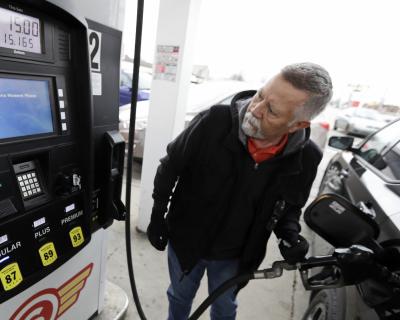Gas prices fall below $2: Here’s where to find the cheapest gas
