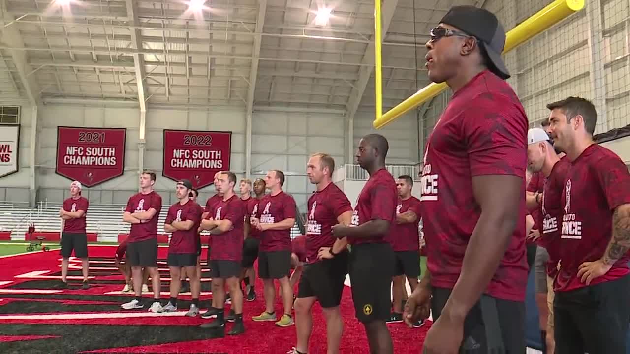 Tampa Bay Buccaneers and USAA Host Training Camp for Service Members >  927th Air Refueling Wing > Article Display