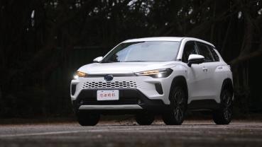 降價並升級實用配備更划算！Toyota Corolla Cross 小改款油電旗艦試駕