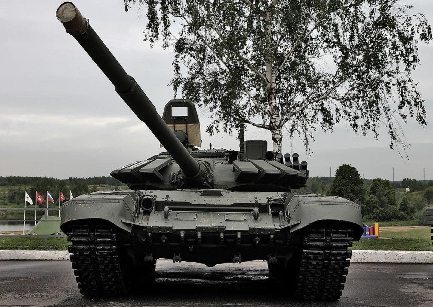 Flying Tanks Russia S Airborne Troops Get The New T 72b3 Tank