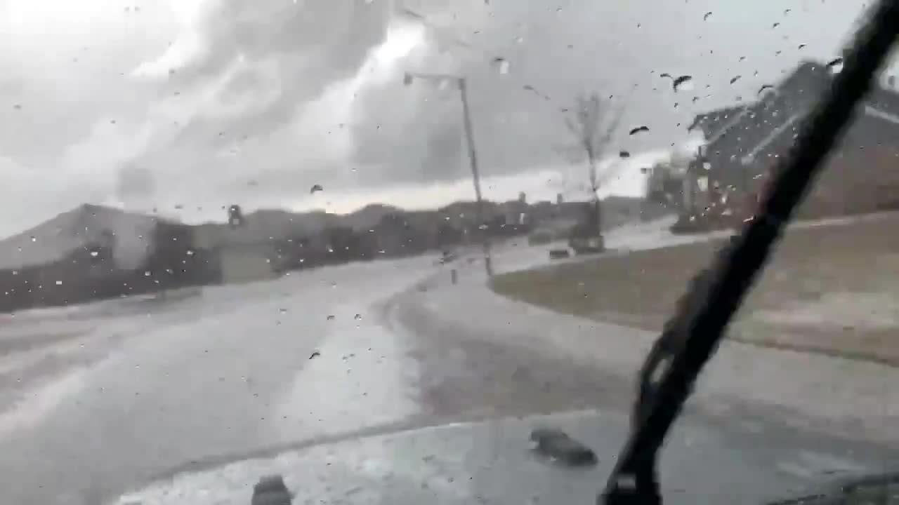 Hail Pounds Lubbock as Severe Thunderstorms Sweep Through Region [Video]