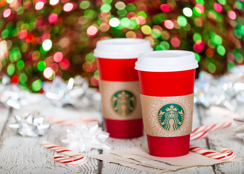 Starbucks’ newest holiday drinks are so to look at — but there