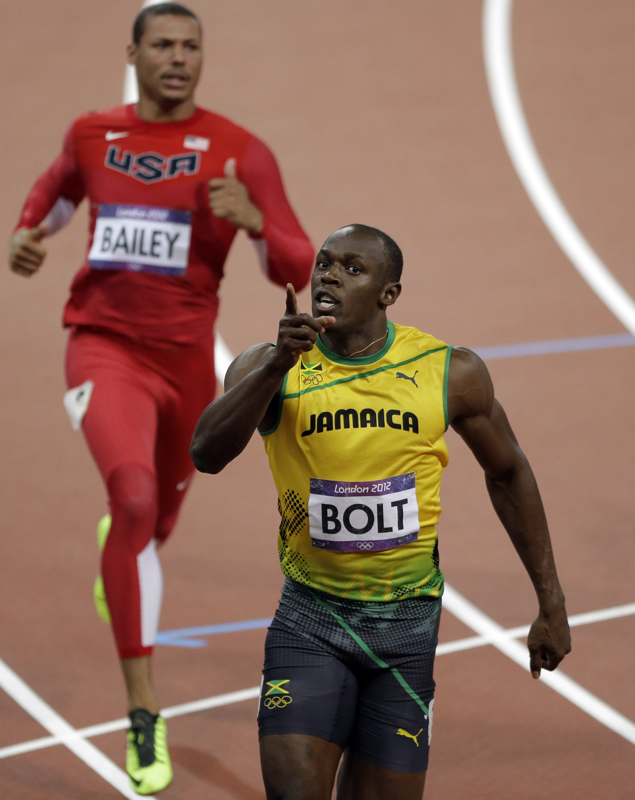Usain Bolt wins 2nd consecutive Olympic 100 gold Sumber : news.yahoo.com.