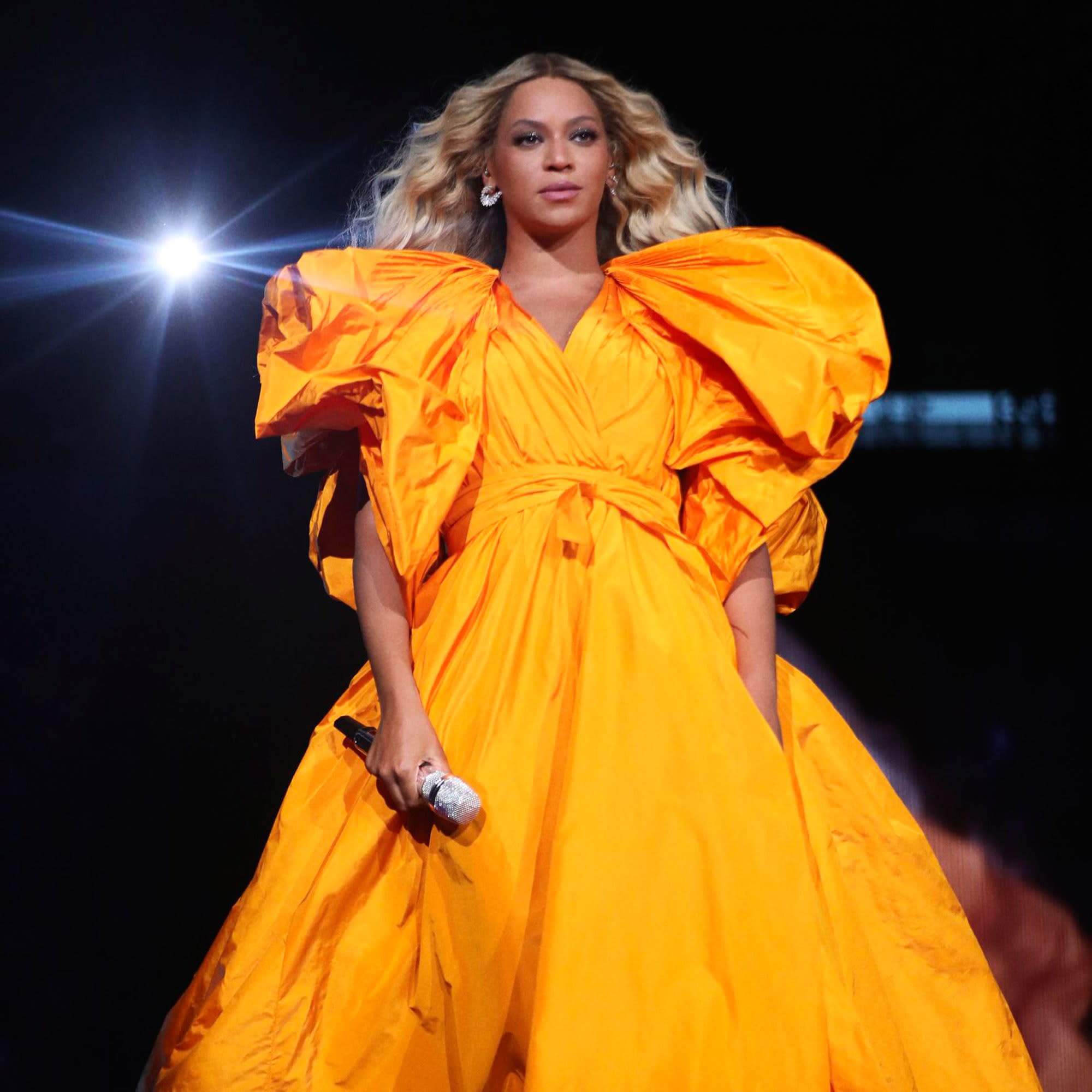 Beyoncé Turns Her Paris Concert Into a Real Couture Runway