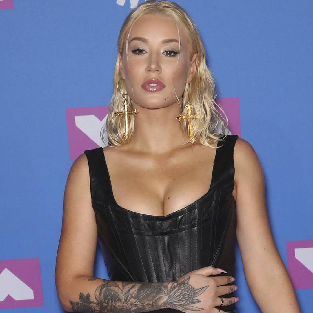 Iggy Azalea Responds To Pregnancy Rumors With Hot Bikini Pics