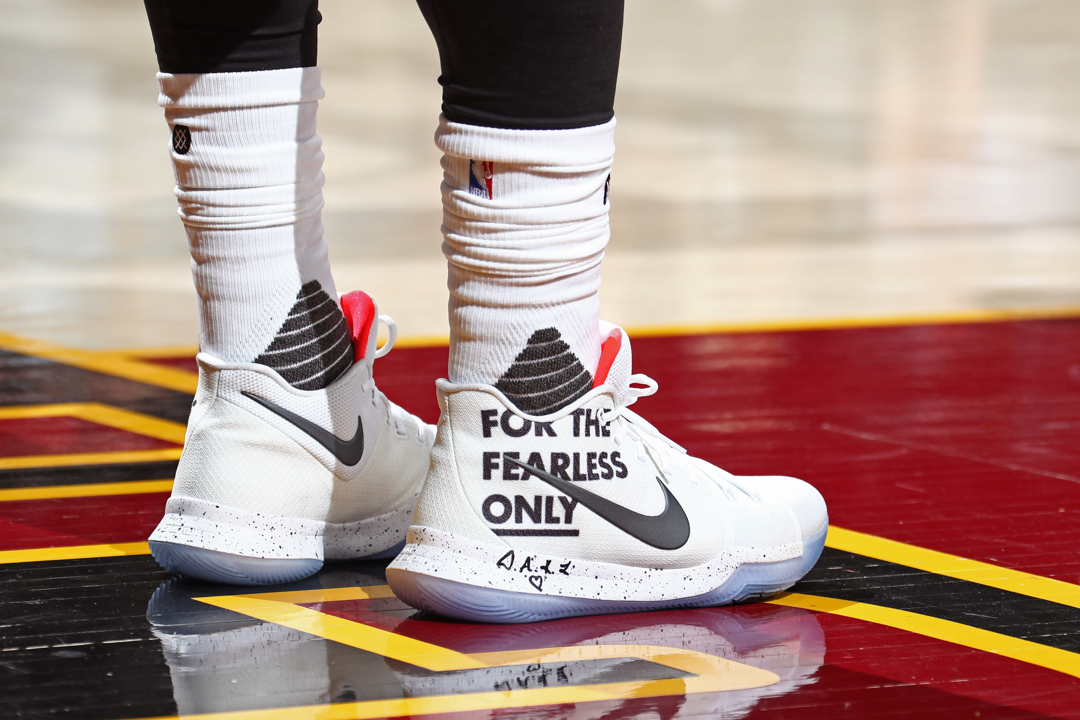 kyrie fearless shoes
