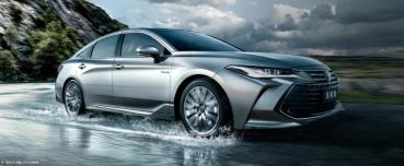 定位在 Camry 之上！Toyota 預告新款 Avalon 換搭數位座艙 7 月登場