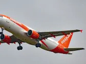 EasyJet cuts winter losses by more than £50 million