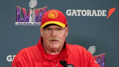 
NFL Chiefs extend contracts for coach Reid, top execs