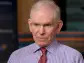 ‘AI Boom Won’t Help’: Jeremy Grantham Warns of a Stock Market Crash — Here Are 2 ‘Strong Buy’ Dividend Stocks to Protect Your Portfolio