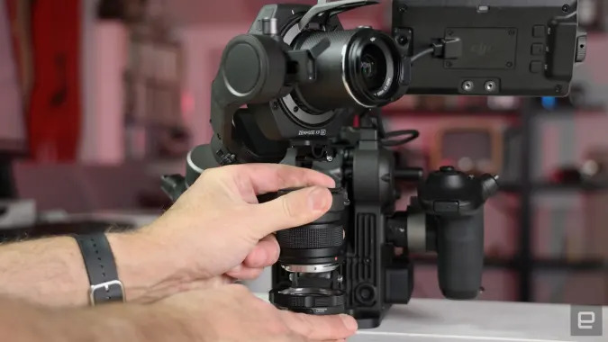 مراجعة DJI Ronin 4D