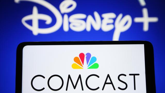 Brian Roberts, Bob Iger Battle Over Fox for Comcast, Disney