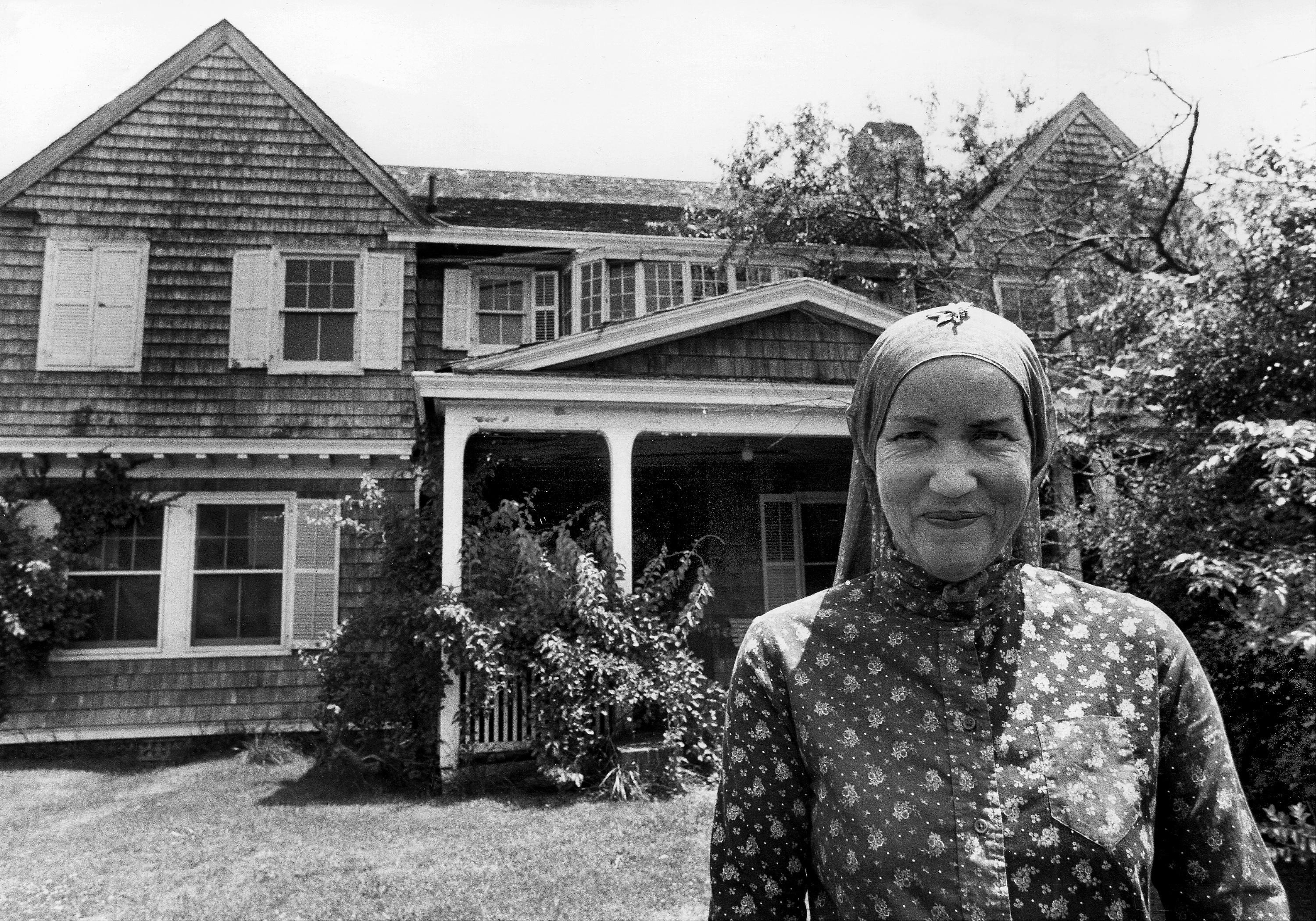 Just So You Know The Famous Grey Gardens Estate Is Up For Sale