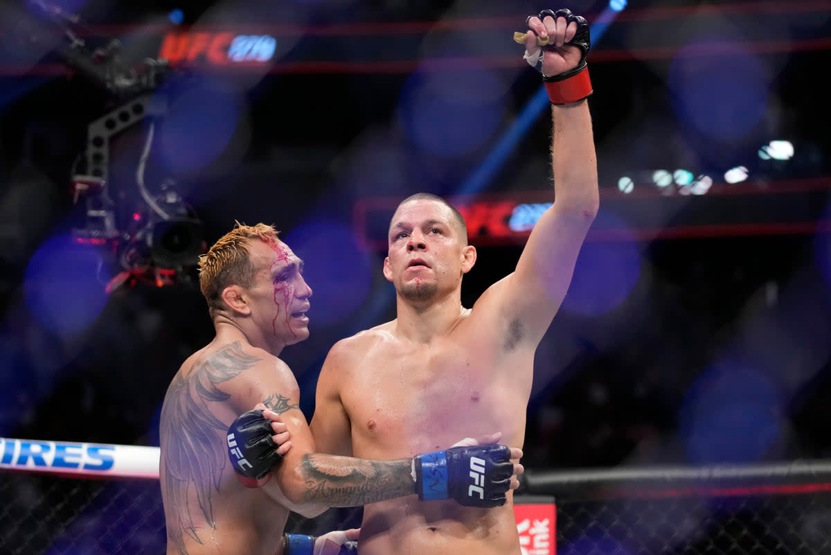 Nate Diaz soumet Tony Ferguson dans le combat final de l’accord UFC pour couronner la semaine sauvage