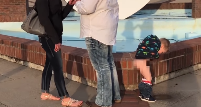 Boy Upstages Mums Proposal By Peeing In Background