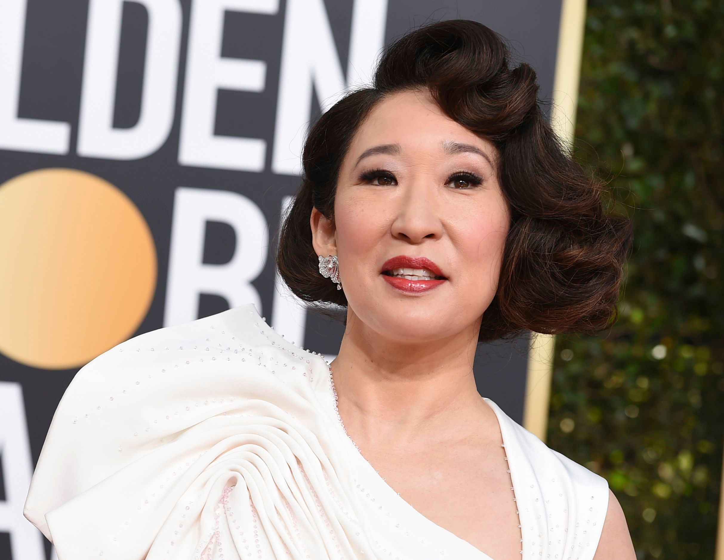 Sandra Oh Wins Golden Globe for Best Actress in a Drama Series for