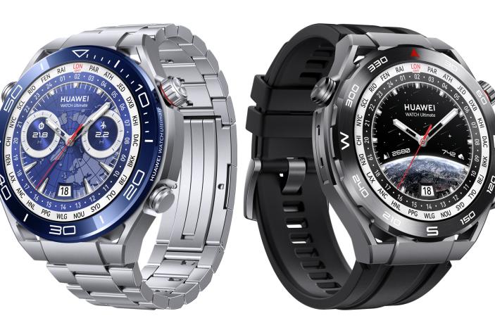 Image of the two Huawei Watch Ultimate models in blue and black, on a white background.