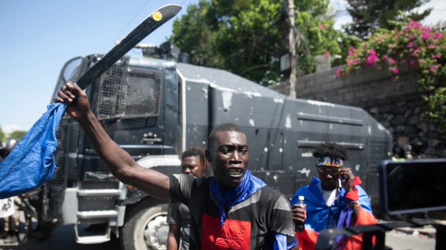 Les États-Unis envoient des véhicules blindés pour aider Haïti à combattre les “acteurs criminels”