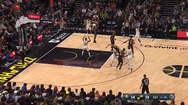 Jordan Clarkson with a dunk vs the Indiana Pacers