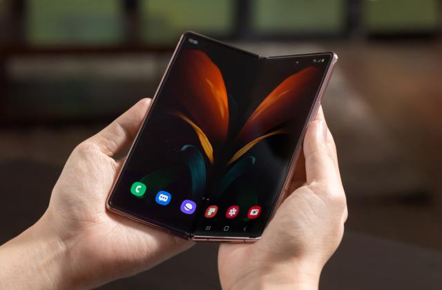 Samsung Galaxy Z Fold 2