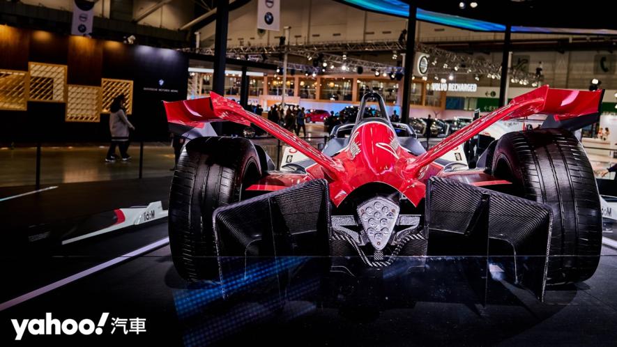 初步看懂Formula E！從台北車展Porsche、Jaguar、Mercedes展示車初窺頂級純電賽事！ - 12