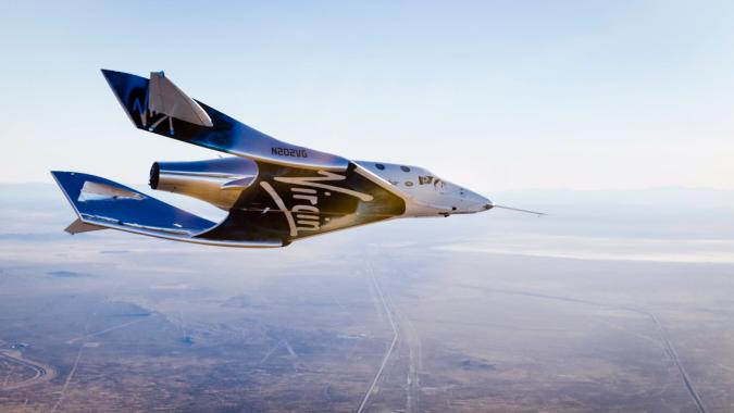 Virgin Galactic's new spaceship completes its first glide test