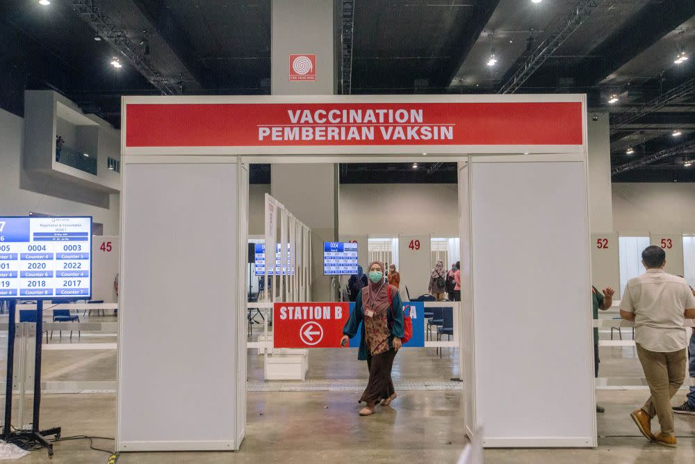 Klcc convention centre vaccine sinovac