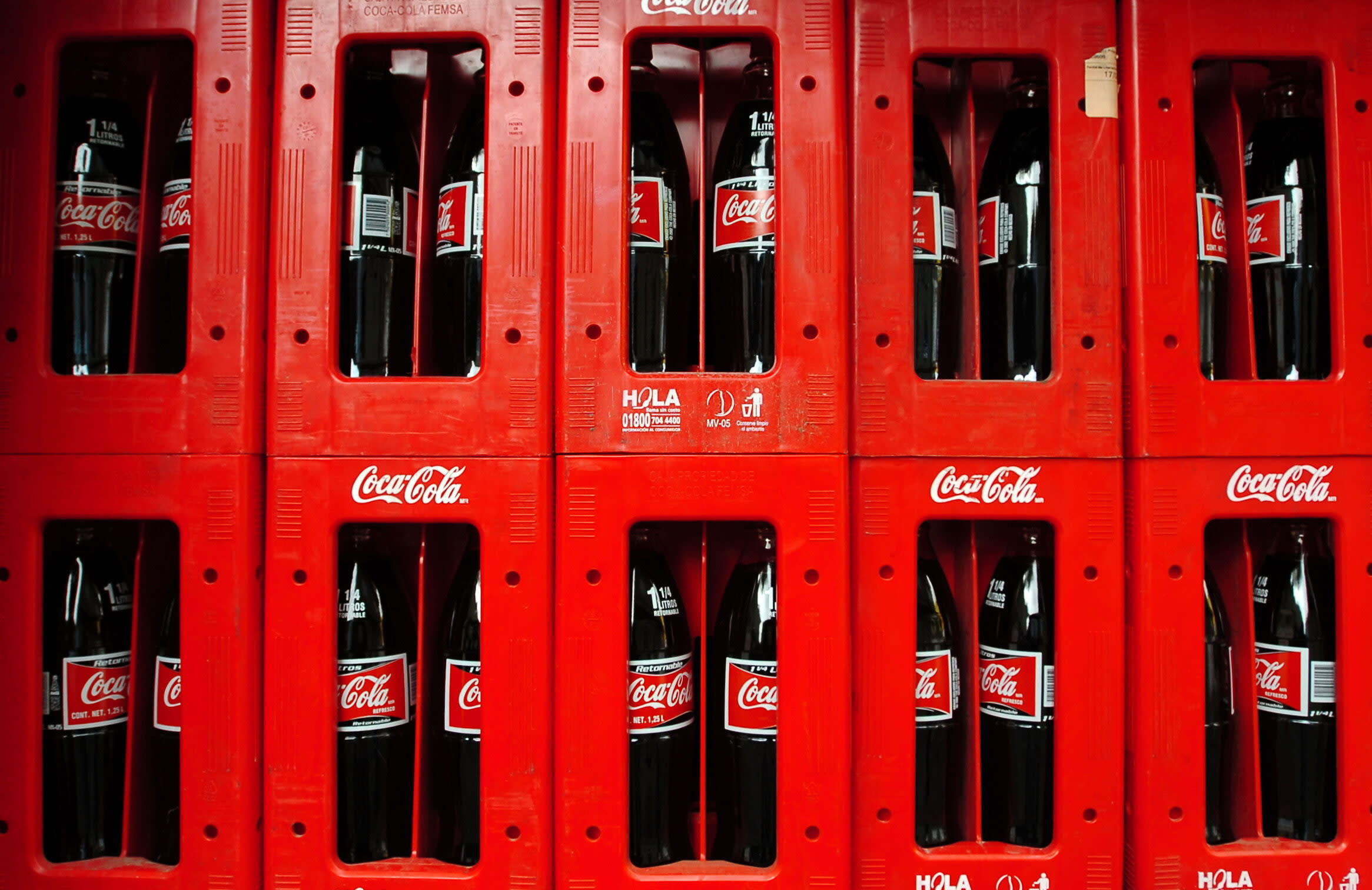 México trabaja con CocaCola para dar 1,2 millones de créditos a tenderos