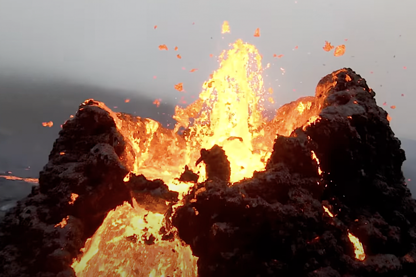 Drone captures stunning video of Iceland volcano eruption