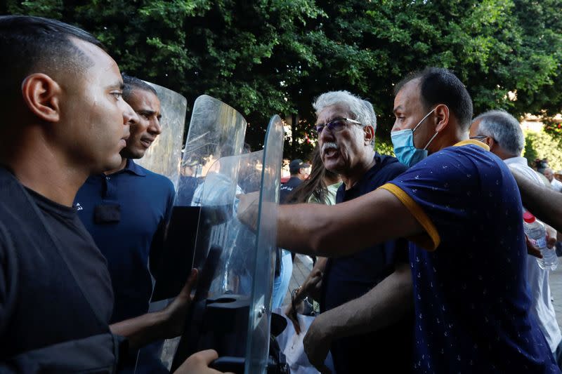 Un ancien prisonnier politique met en garde contre la nouvelle constitution tunisienne