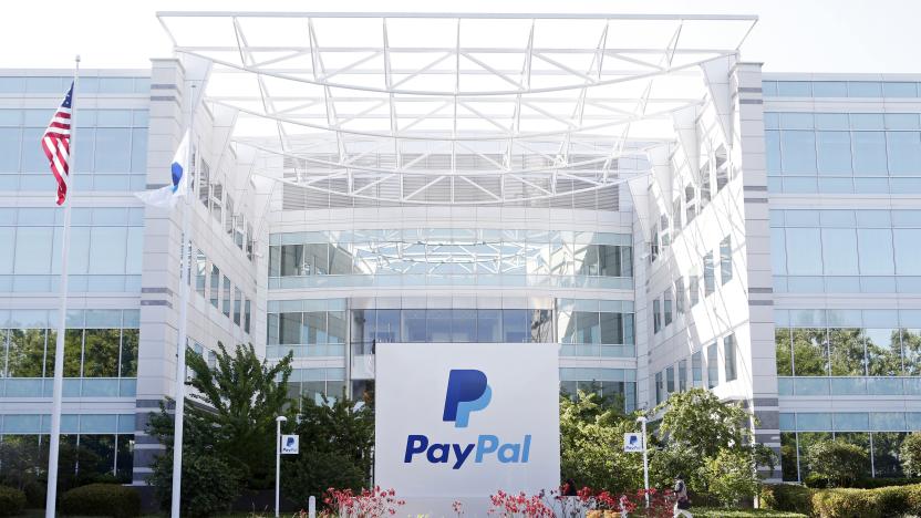 A PayPal sign is seen at an office building in San Jose, California May 28, 2014. REUTERS/Beck Diefenbach (UNITED STATES - Tags: BUSINESS LOGO)