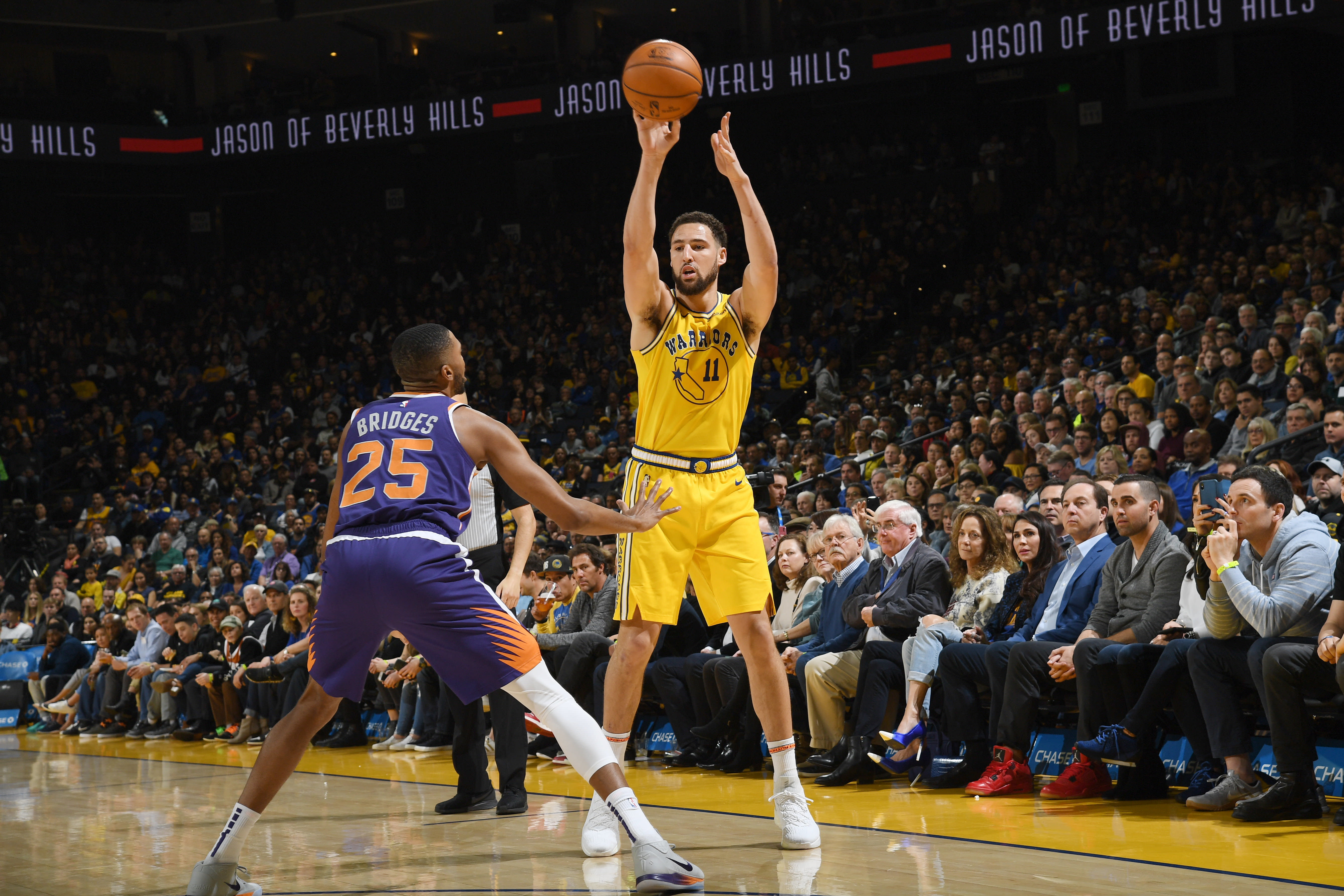 klay thompson home jersey