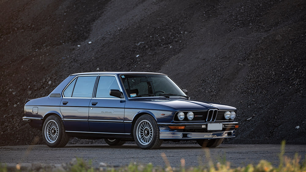 This Rare 1980s BMW Was Briefly the Fastest 4-Door Car in the World