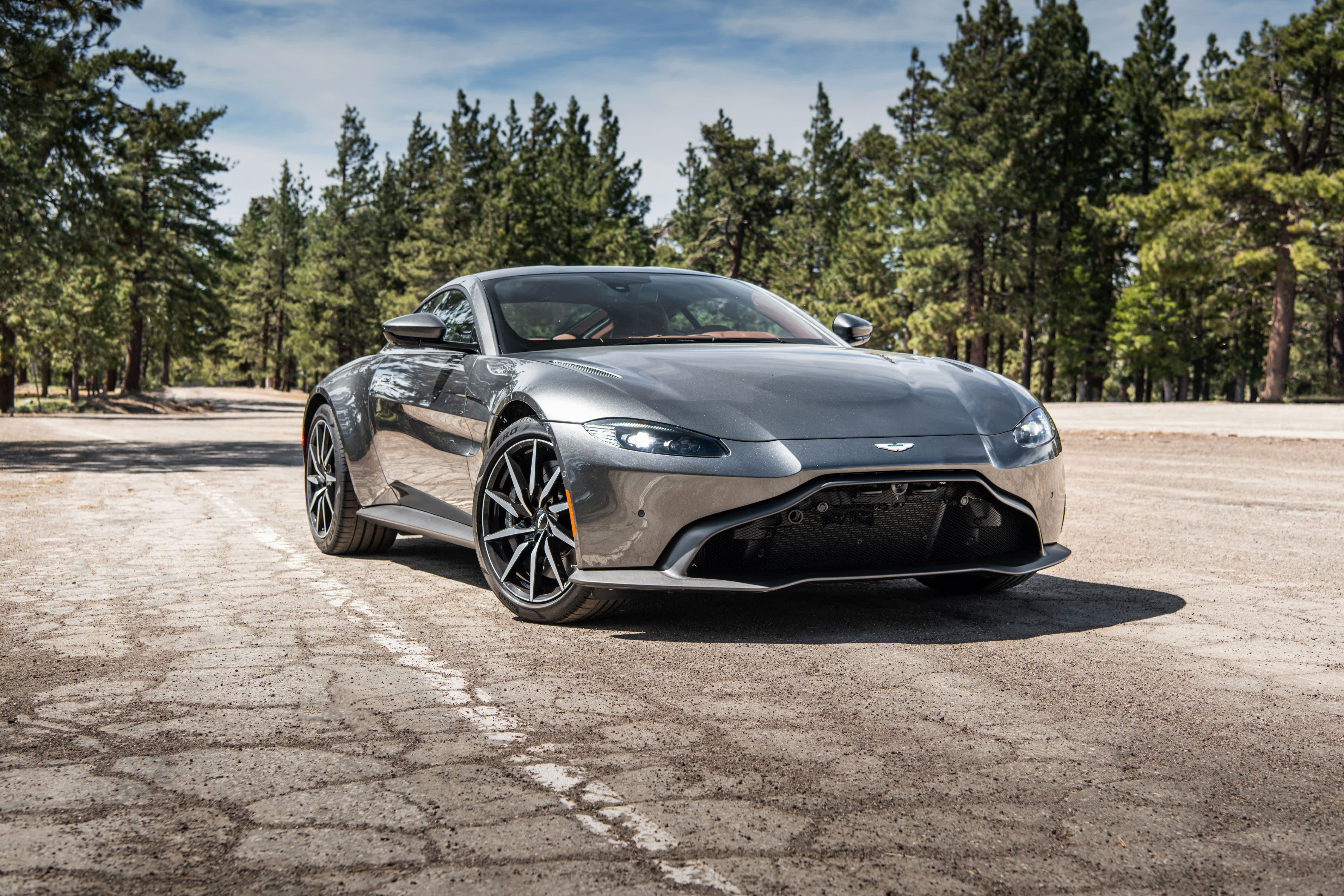 View Photos of the 2020 Aston Martin Vantage Coupe