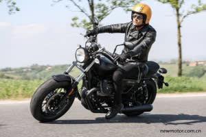 義式工藝品 Moto Guzzi「V9 Bobber」