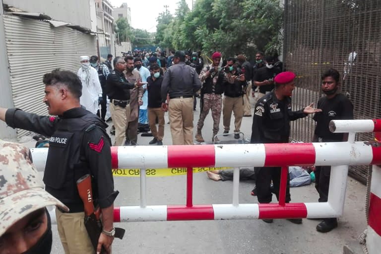 Gunmen attack Pakistan Stock Exchange in Karachi: police