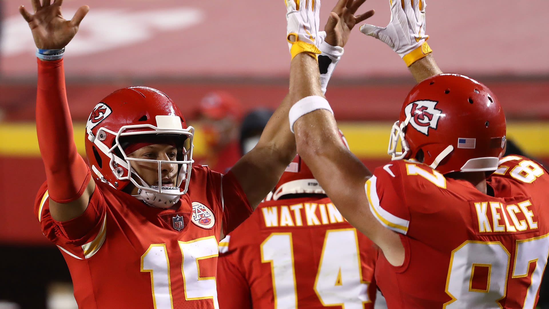 Video: Arrowhead Stadium's newest Super Bowl championship banner