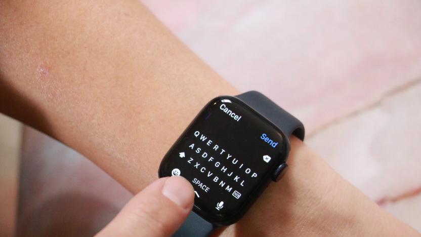 The new QWERTY keyboard on the Apple Watch Series 7.