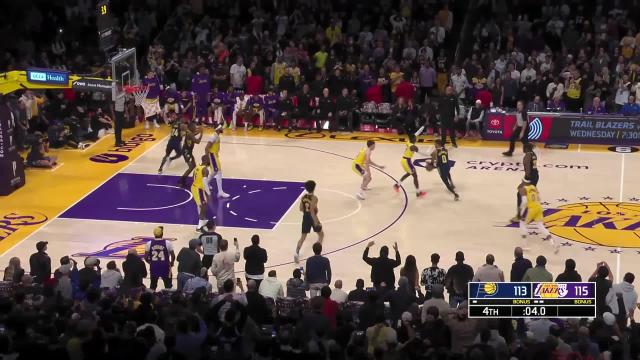 Top last baskets of the periods from Los Angeles Lakers vs. Indiana Pacers