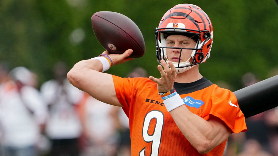 Bengals QB Joe Burrow returns to practice for first time since injuring  calf in July