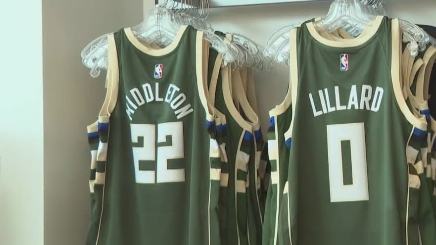 Damian Lillard jersey; Bucks sell limited quantities to fans