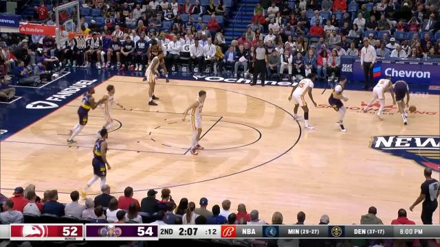 Larry Nance Jr. with a dunk vs the Atlanta Hawks