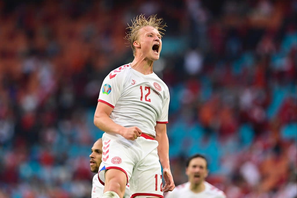 Kasper Dolberg : Kasper Dolberg hamrer Danmark i EM-kvartfinalen ... : Osobni podatci puno ime kasper dolberg rasmussen rođenje 6.