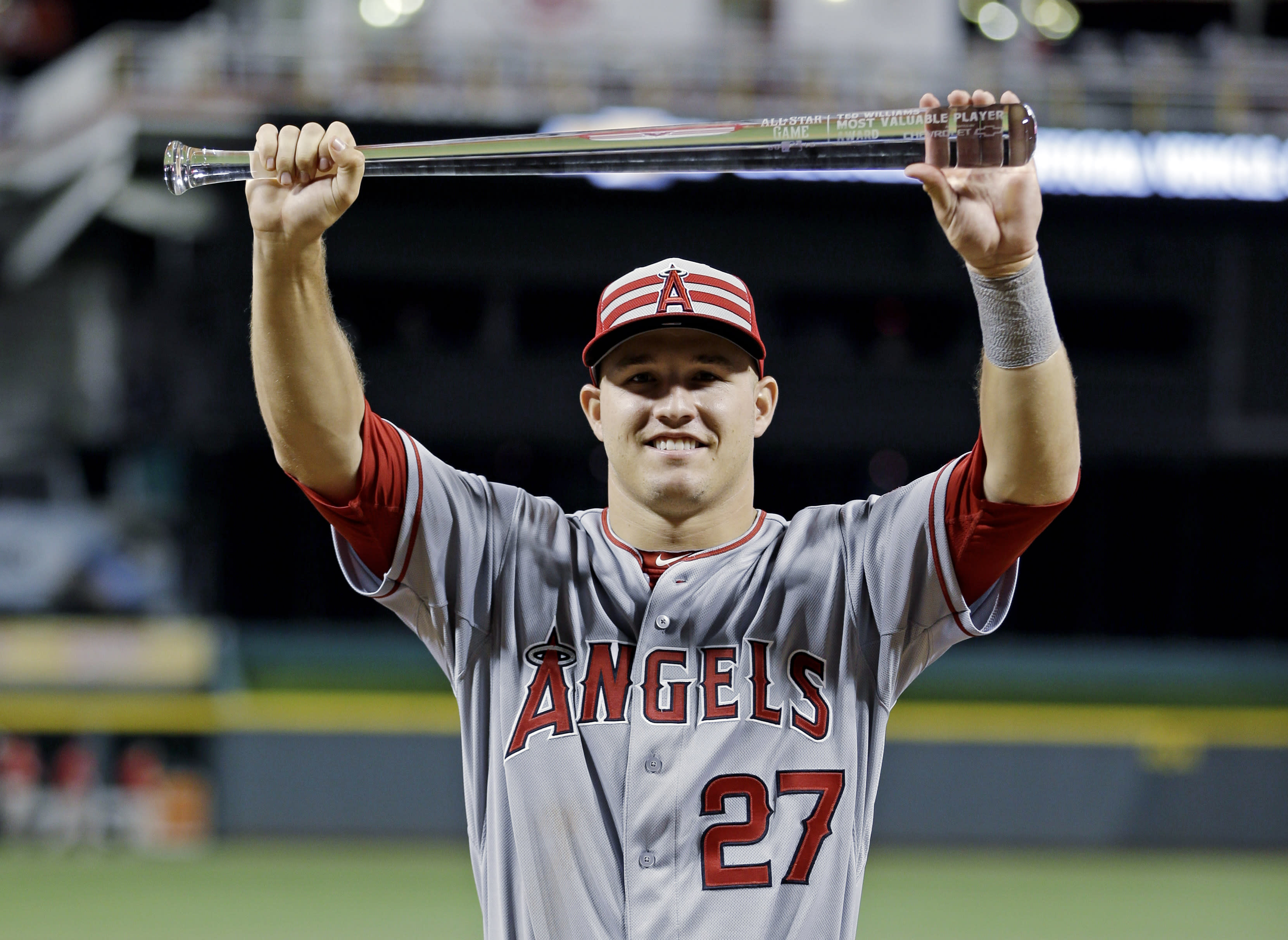 Mike Trout stands as the best of baseball's best again