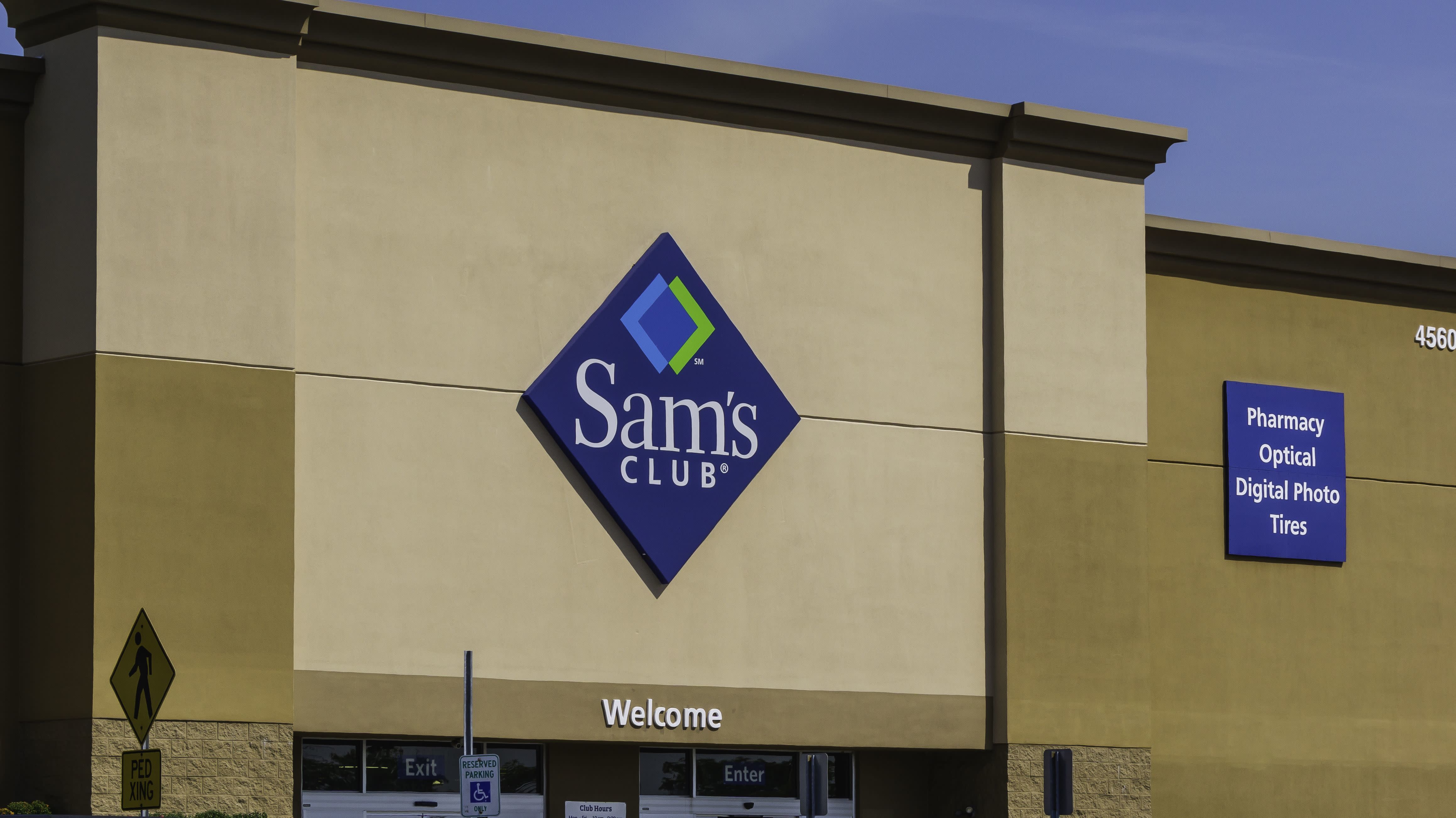 How the coronavirus outbreak has changed life for Sam's Club, and its  shoppers