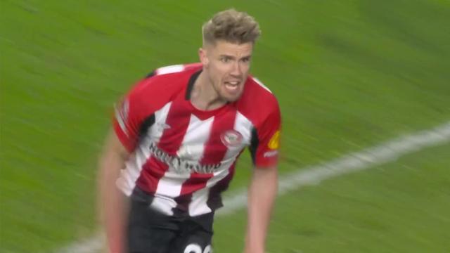 Ajer puts Brentford level late against Man United