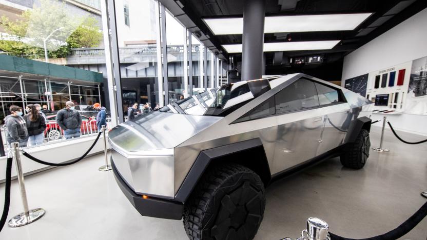 Tesla's Cybertruck is displayed at Manhattan's Meatpacking District in New York City, U.S., May 8, 2021. REUTERS/Jeenah Moon