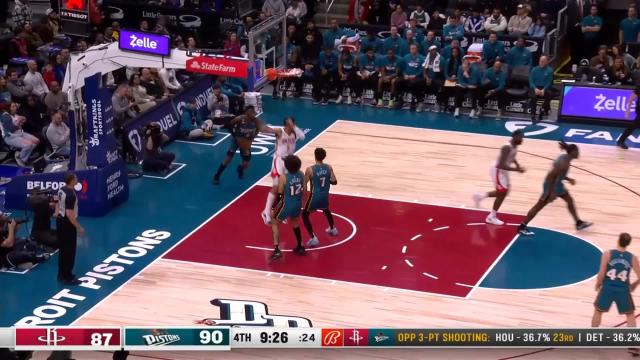 Kenyon Martin Jr. with a dunk vs the Detroit Pistons